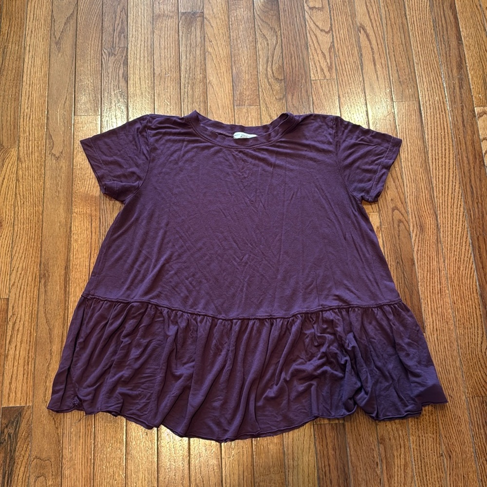 Urban Outfitters Ruffle Hem Top - Picture 2 of 4